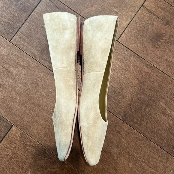 Vince Leah Square Toe Vero Cuoio Suede Ballet Flats size 38 / 7.5