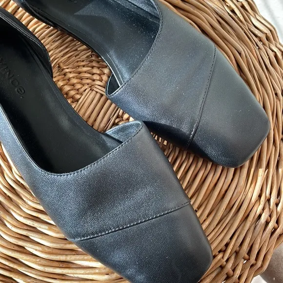 Vince minimalist beautiful black leather square toe flats