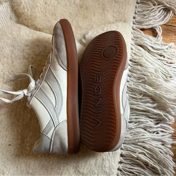 Vince Sneakers size 8
