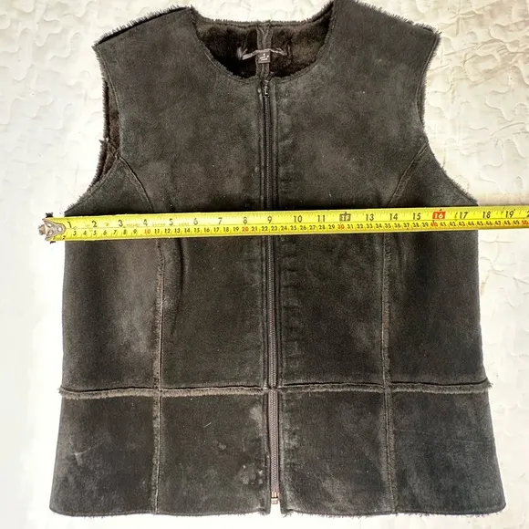 Vintage Suede Shearling Vest Y2K Boho Western Raw Edge Leather Layering Size 8