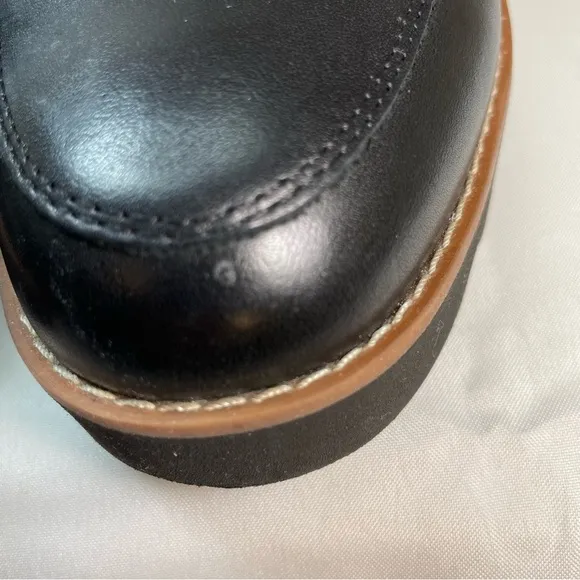 Vionic Cheryl II Lug Sole Women's Loafers - black nappa leather - size 6.5 Wide