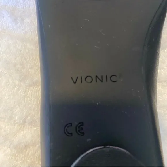 Vionic Hannah Black Napa Leather Ballet Flats