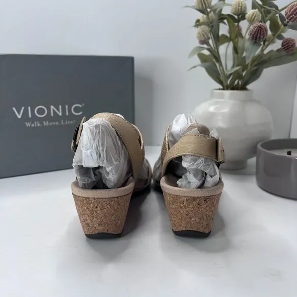 Vionic Kaytie Suede Wedge Sandals Semolina Beige Buckle Strap Women's US 5 NWB