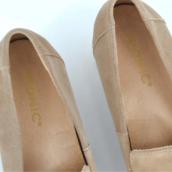 Vionic Kensley Slip On Loafers Shoes Taupe Tan Suede Platform Lug Sole Women's 7