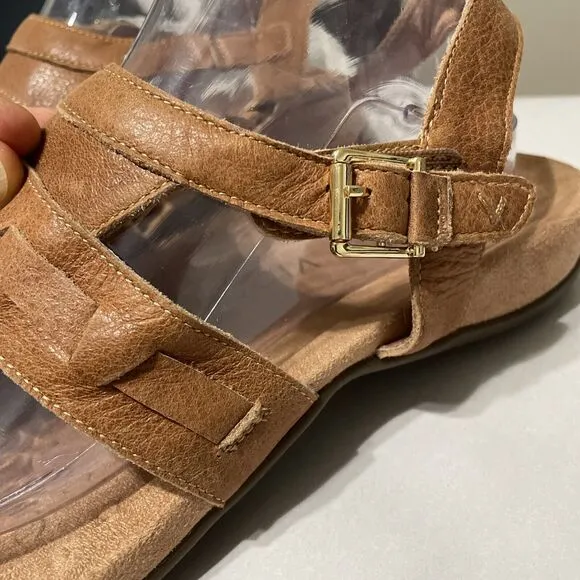 Vionic LUPE Brown Tan Arch Support Footbed Thong Style Slingback Sandals Sz 11