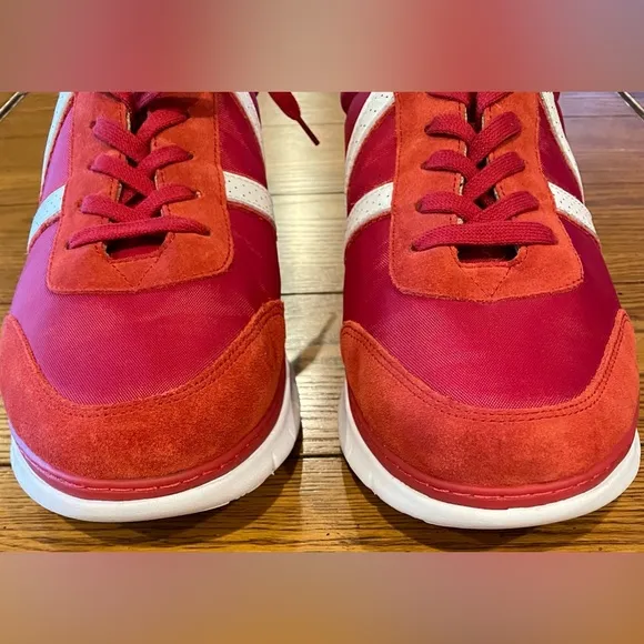 VIONIC Men’s Ansel sneakers, cherry, size 11.5/44.5