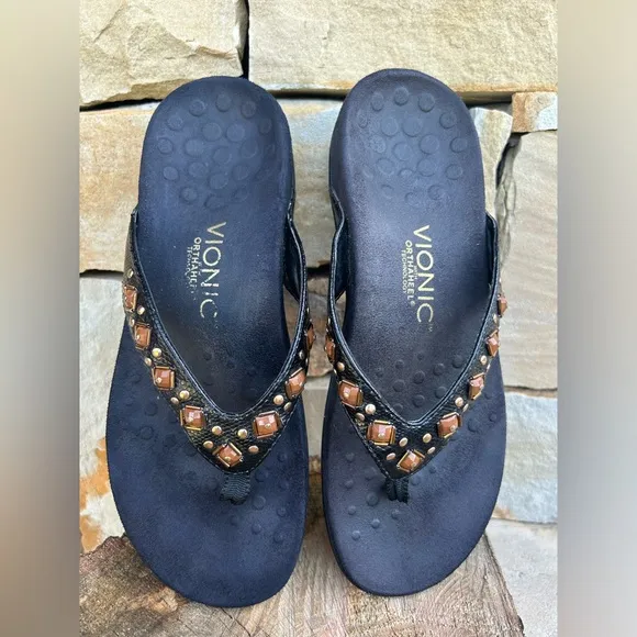 VIONIC Rest Floriana Black toe post Sandals w/Eye-Catching Beaded Design Sz-6. N