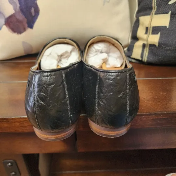 Vionic Willa II Loafer | Black Crinkle Leather | Size 10 | NWOT