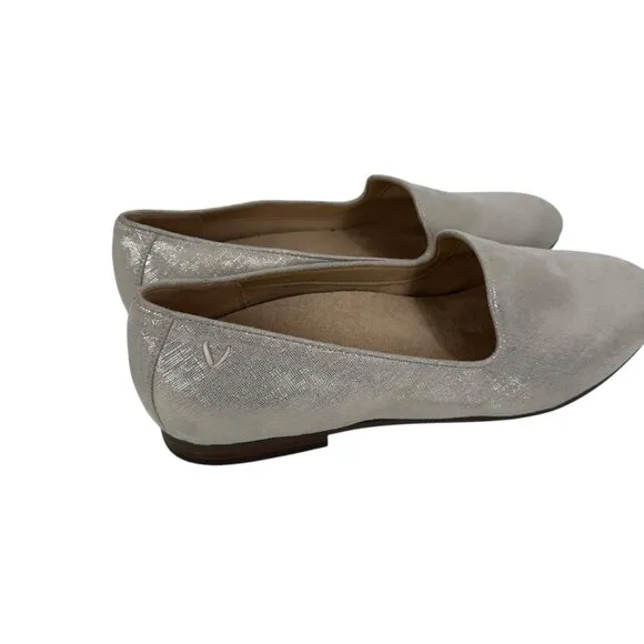 Vionic Women Willa II Slip-On Loafers SZ 8.5 Silver Metallic Leather Comfy Shoes
