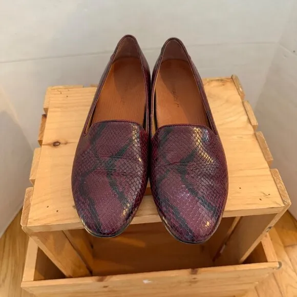 Vionic Womens 9.5 Burgundy Snake Print Loafers Comfortable Stylish Slip-On Shoes