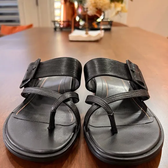 Vionic Women's Citrine Julep Vio-Motion Adjustable Footbed Sandals. Size 7.