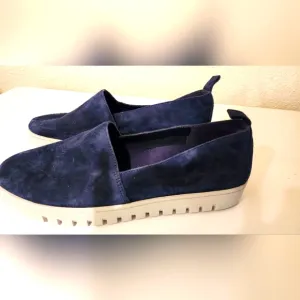 Vionic Women's Uptown A-line Navy Blue Suede Slip-On Shoes Loafers Size 12 NWOT