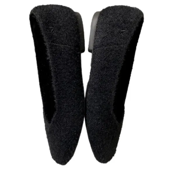 Vivaia Margot 2.0 Faux Fur Square Toe Black Flats Size 10.5 NWOB