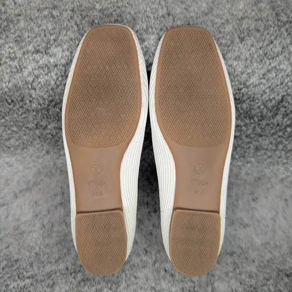 Vivaia Margot 2.0 Square-Toe V-Cut Flats Cream Ivory Women's 10