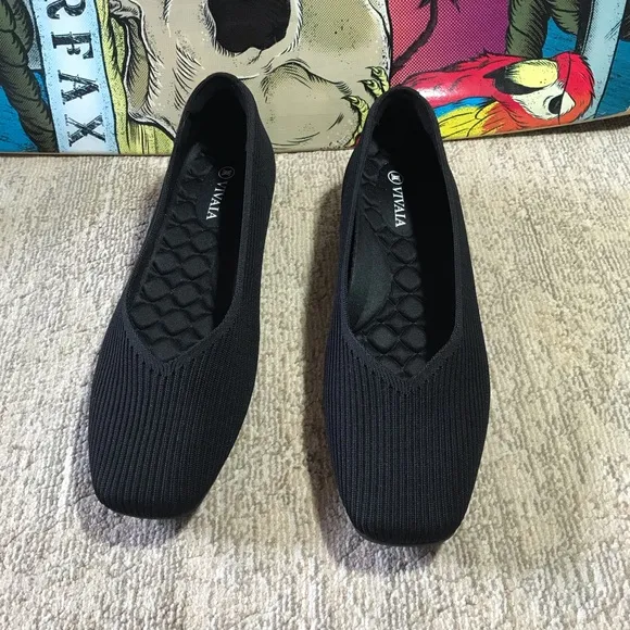 VIVAIA Square-Toe V-Cut Flats (Margot 2.0) Sz 40.5