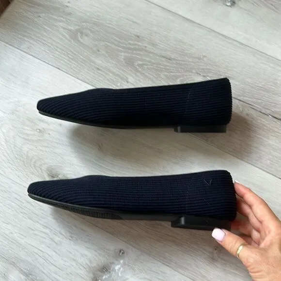 VIVAIA Square-Toe V-Cut Flats (Margot 2.0) Navy new in box