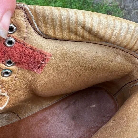 VTG Vasque Vibram Suede Old School Hiking Boots Men’s 8.5/Women’s 10