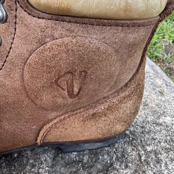 VTG Vasque Vibram Suede Old School Hiking Boots Men’s 8.5/Women’s 10