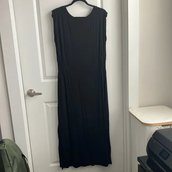 WHBM Sleeveless Smocked Slub Dress