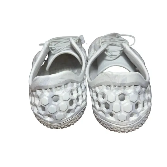 White Honeycomb Vivo barefoot ultra lll size 43 USA 10