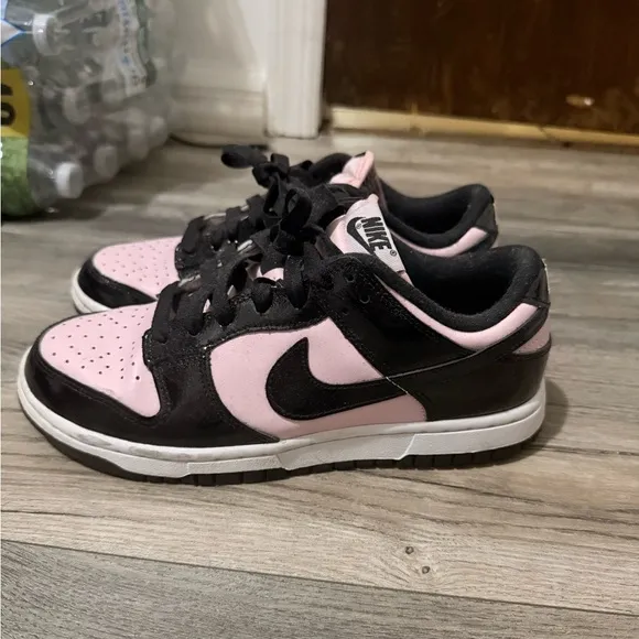 Wmns Dunk Low 'Pink Foam Black'