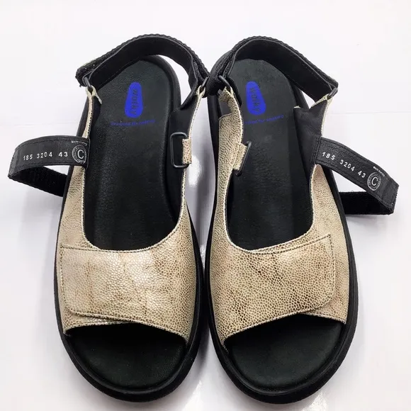 {WOLKY} Jewel Beige Caviar Sandals