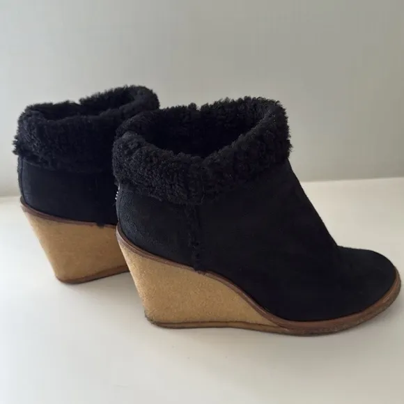 Women's Black Shearling Wedge Ankle Boots