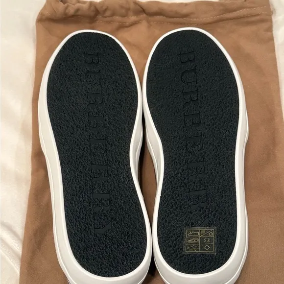 Women's Gauden Signature Plaid Slip-On Sneakers