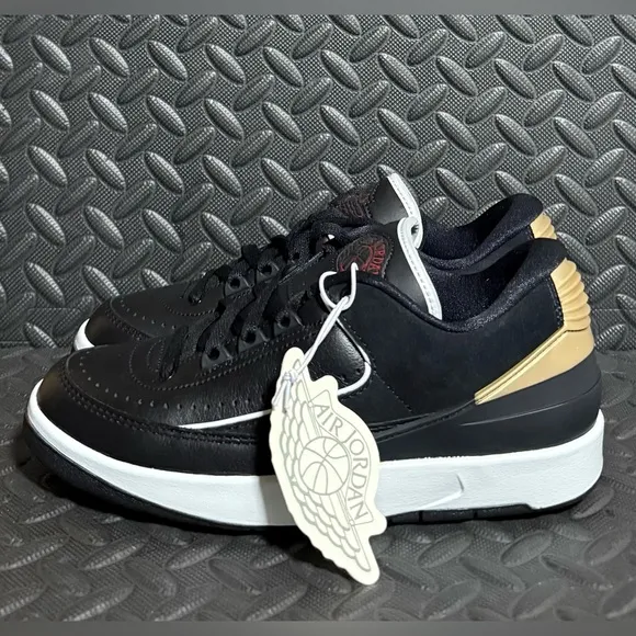 Womens Jordan Athletic Sneakers Black Gold Size 7.5‎