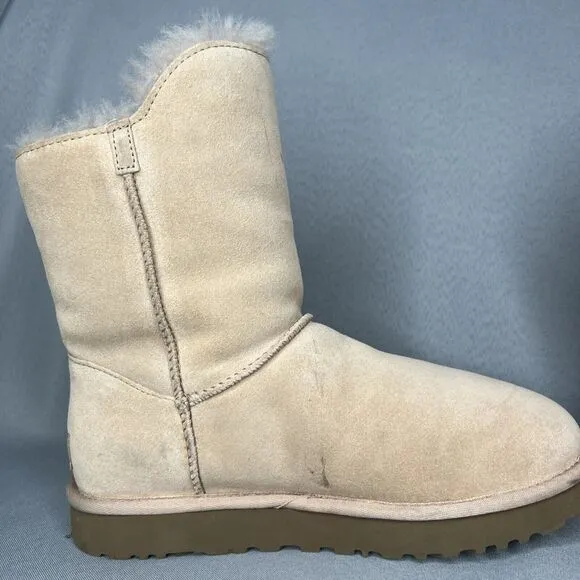 Womens UGG Boots Sz 8 Turn Lock Suede Wool Pinkish Tan Blush Amber #1094933 Boho