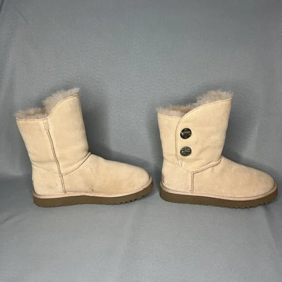 Womens UGG Boots Sz 8 Turn Lock Suede Wool Pinkish Tan Blush Amber #1094933 Boho