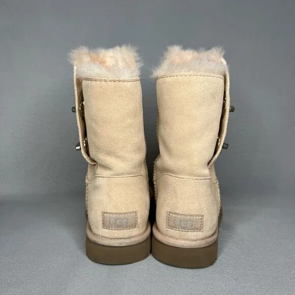 Womens UGG Boots Sz 8 Turn Lock Suede Wool Pinkish Tan Blush Amber #1094933 Boho