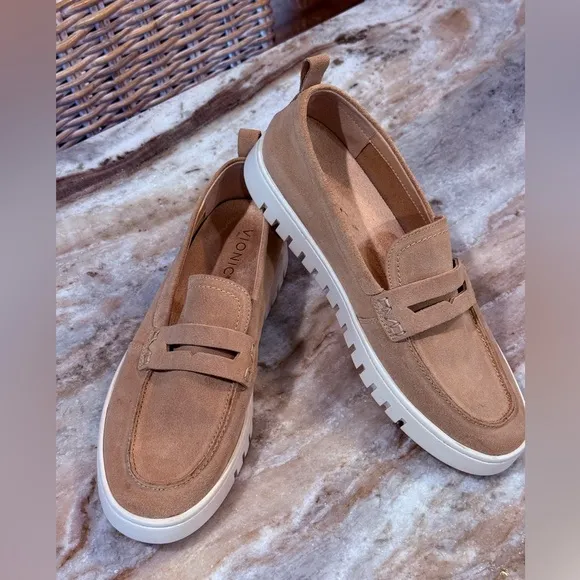 Women’s VIONIC Uptown Loafers- sand suede. Size 10