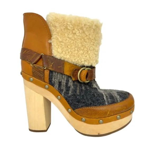 Woolrich Platform Shearling Heeled Boots | 8.5