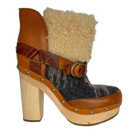 Woolrich Platform Shearling Heeled Boots | 8.5