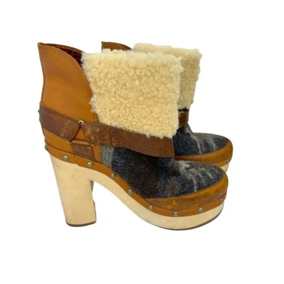 Woolrich Platform Shearling Heeled Boots | 8.5