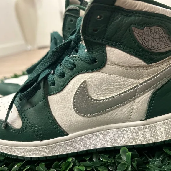 WORN Jordan Retro 1 George greenGrade school sz6