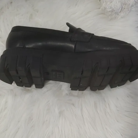 Y2K Marc Fisher Black Chunky Platform Cube Penny  Loafers