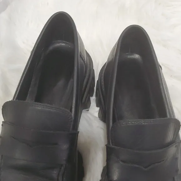 Y2K Marc Fisher Black Chunky Platform Cube Penny  Loafers