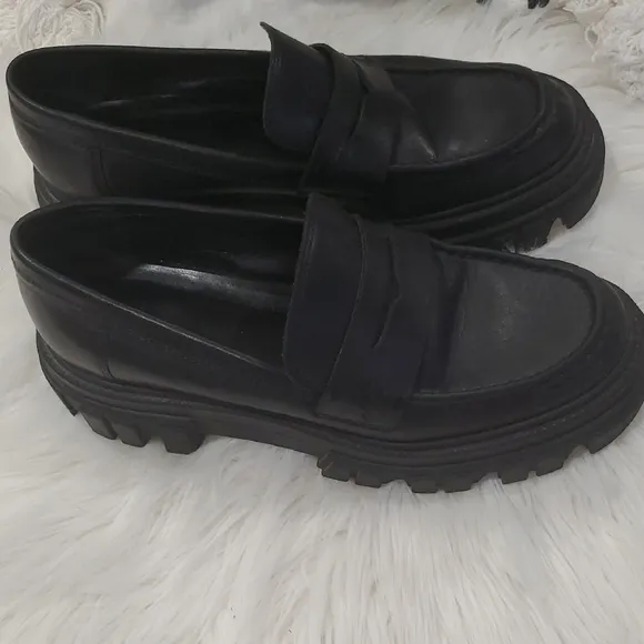 Y2K Marc Fisher Black Chunky Platform Cube Penny  Loafers
