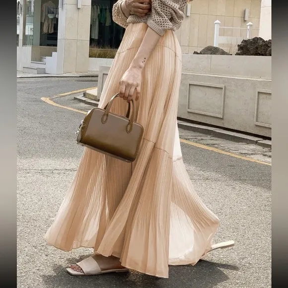 Yellow Ruffle tiered layered mesh flowery maxi skirt with elastic waistband