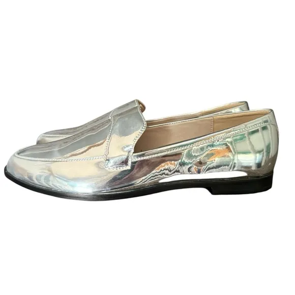 Yosi Samra Olivia Loafer Women’s Size 9.5 Silver New