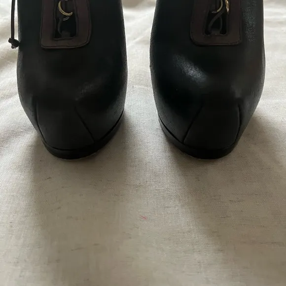 Yves Saint Laurent Black and Brown Stiletto Boots with Shearling Trim EU 37.5