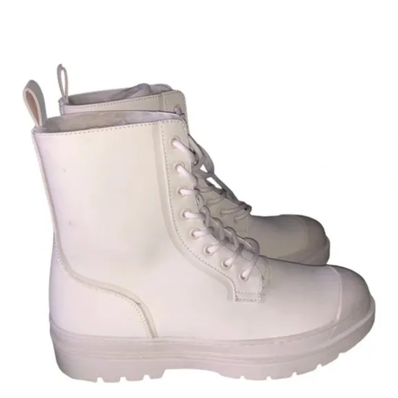 Zara Rubberized Lug Chunky Winter Snow Rain Shearling Boots Size 12