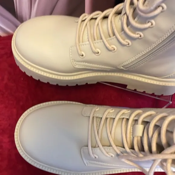 ZARA WEDNESDAY ANKLE COMBAT HIKING BOOTS SHOES KIDS 2100/330/002 BEIGE SIZE 4