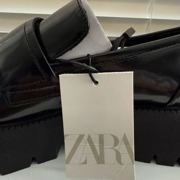 ZARA LUG SOLE LOAFERS Size 7.5